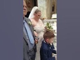 La Cerimonia Vista Dagli Amici